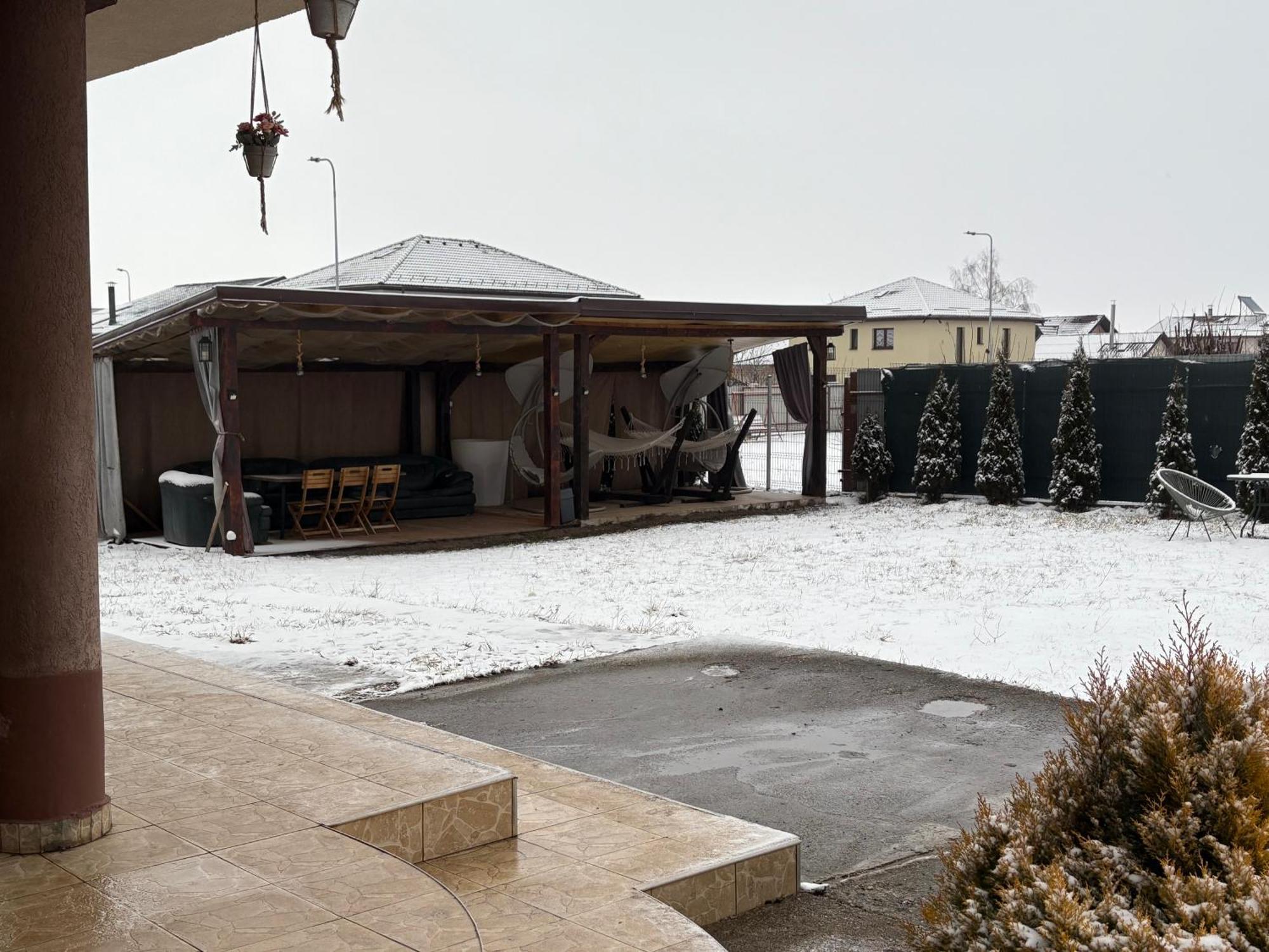 Vila Mik Guesthouse Сачеле Екстер'єр фото